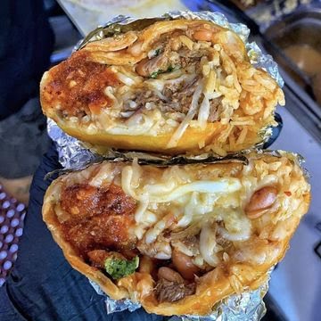 Birrieria Gomez by null