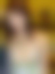 街乳首見え|揺れる爆乳とはみ出る乳首がエロすぎぃ！役立たずブラがでっかいおっぱいを一生懸命支えてます！ | デジタルコンテンツのオープンマーケット Gcolle