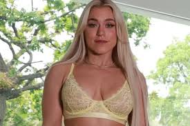 Elle brooke jpg x Elle brooke