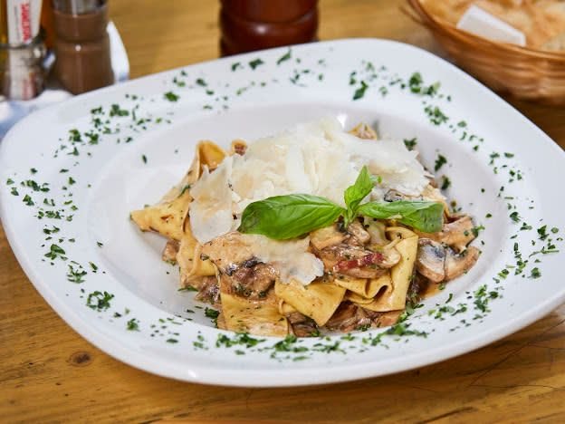 Dokolica Bistro Vračar by null