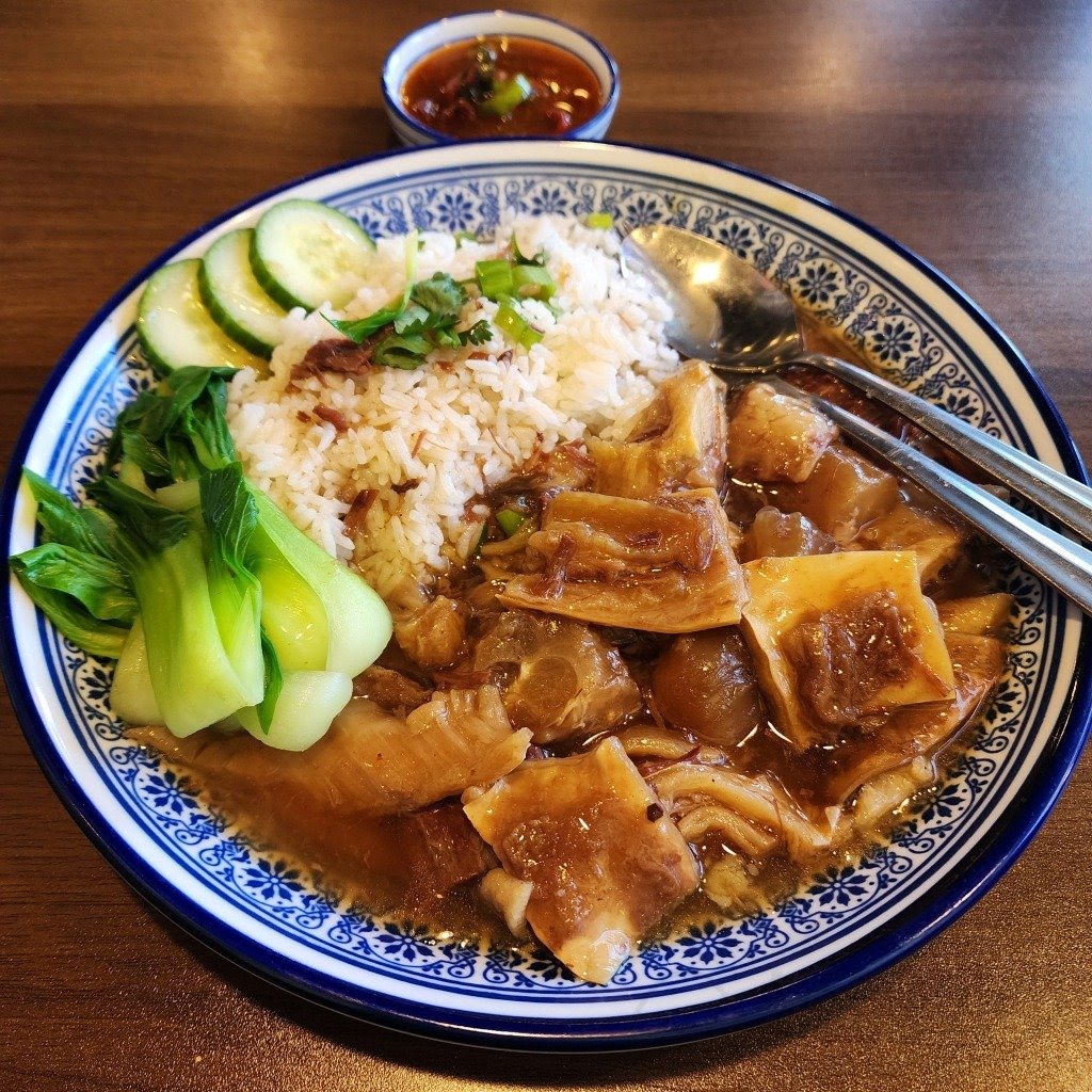 Yaowarat Thai Street Foods by null