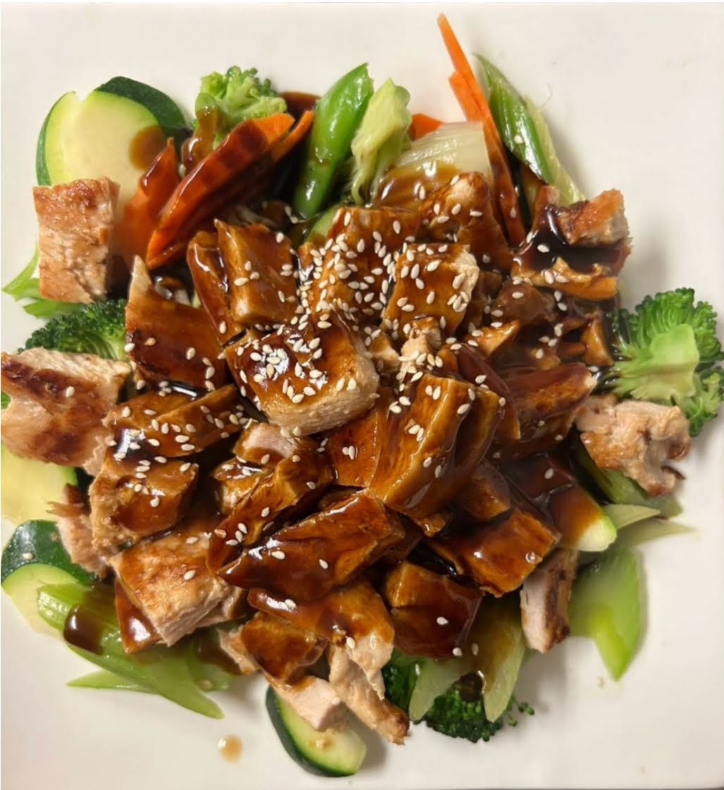 Yu Kitchen by Santaquin by null