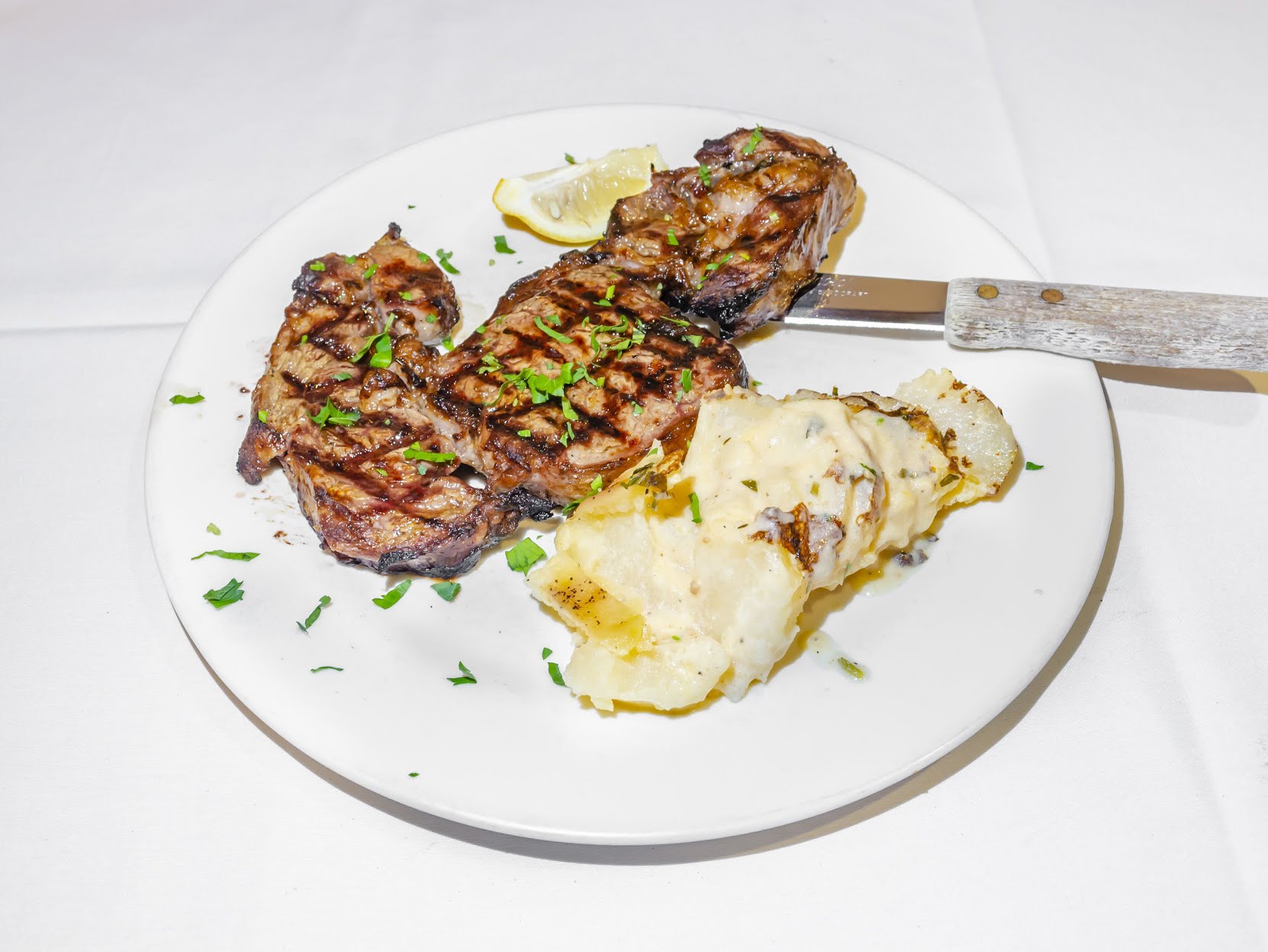 Joe's Restaurant by null