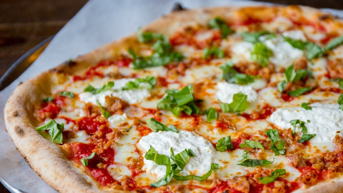Pizza Bocca Lupo by null