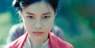 14才  ヌード|ヌードの夜 - 14歳から15歳のストックフォトや画像を多数ご用意 - 14歳から15歳, つながり, イギリス - iStock