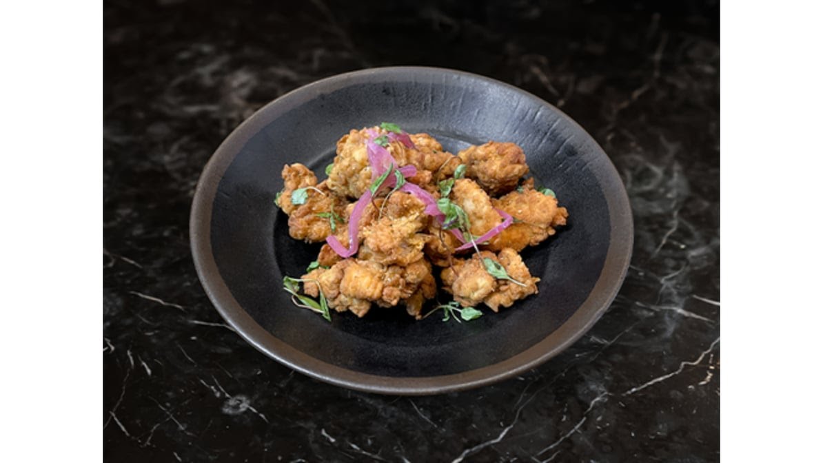 Chick N Jones by null