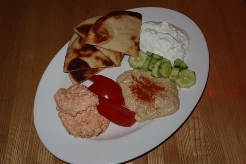 9 Muses Bar & Grill by null