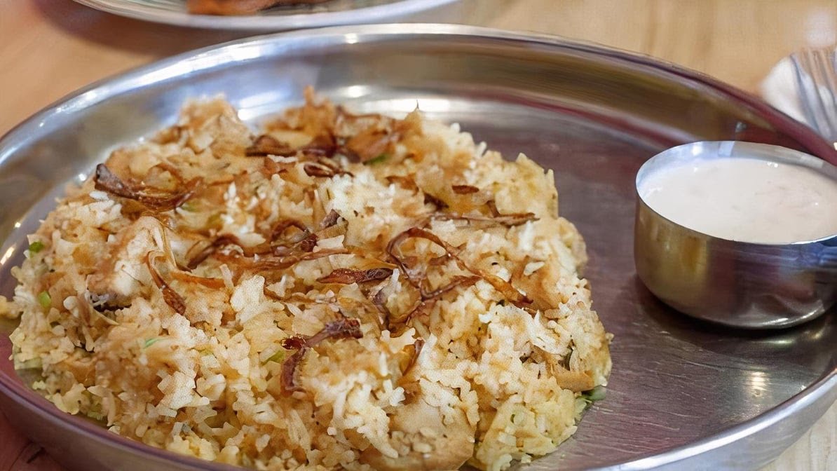 Curry N Kebob by null