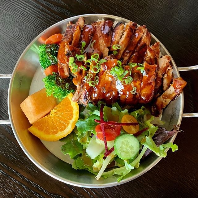 Corner Grill by null