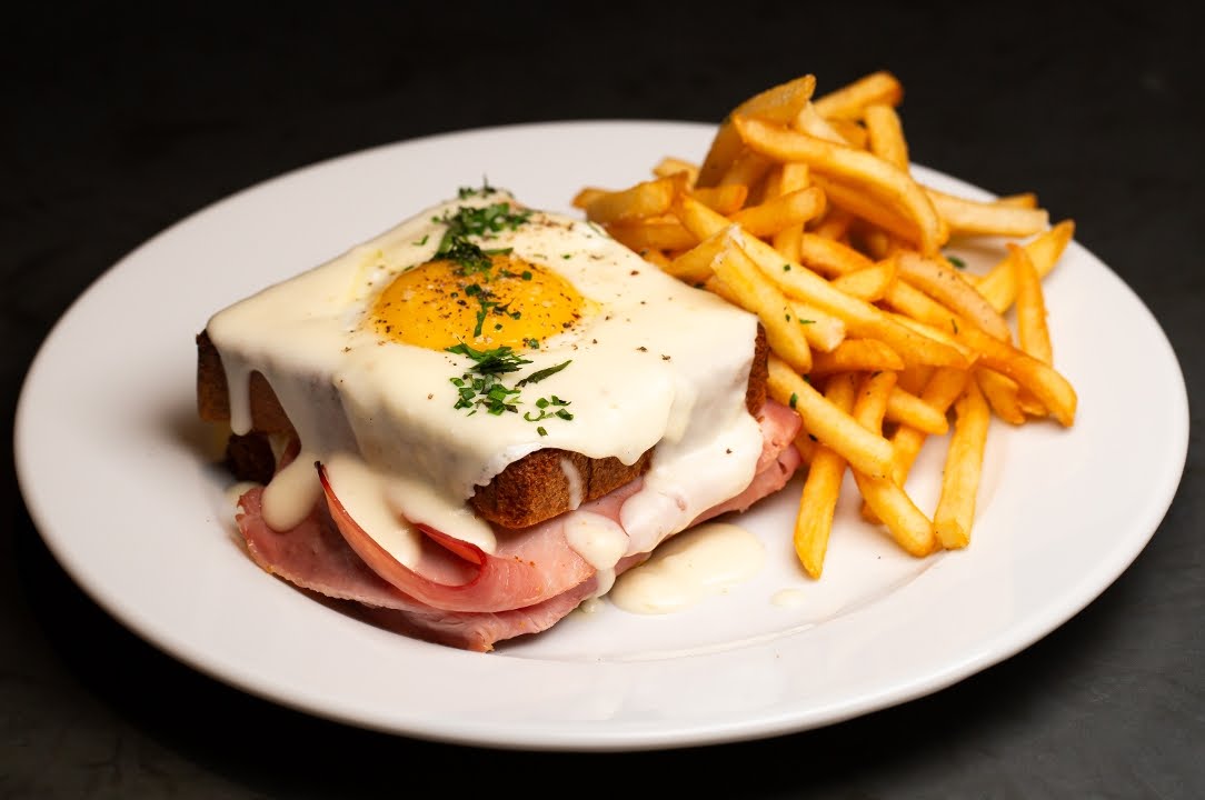 Brasserie Lundi by null