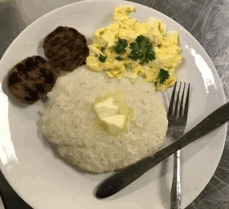 Bar on the Ave by null