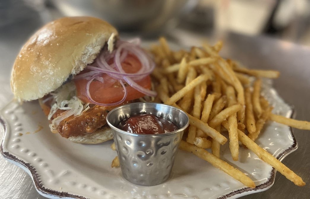 Frankie's Uptown - A Neighborhood Bar by null