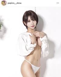 gravure.com nude|大人気女優きみと歩実ちゃんのエッチなヌードグラビア！: フェチレーベル【アドア】: アイドル・グラビア,グラビア,ヌード,アイドル: XCREAM