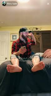 Easaatbwx iwwodbtilq jpg x Live feet