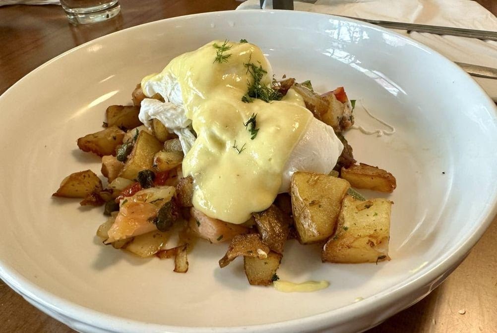 District Bistro by null