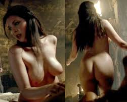 Jessica parker kennedy black sails lebsian looped jpg x Black sails sex scenes