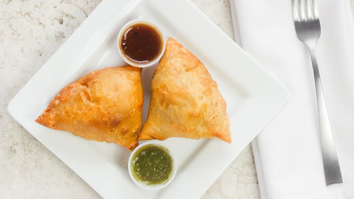 Taj Mahal Indian Restaurant & Bar by null