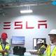 Tesla poaches Apple vet for self-driving job 