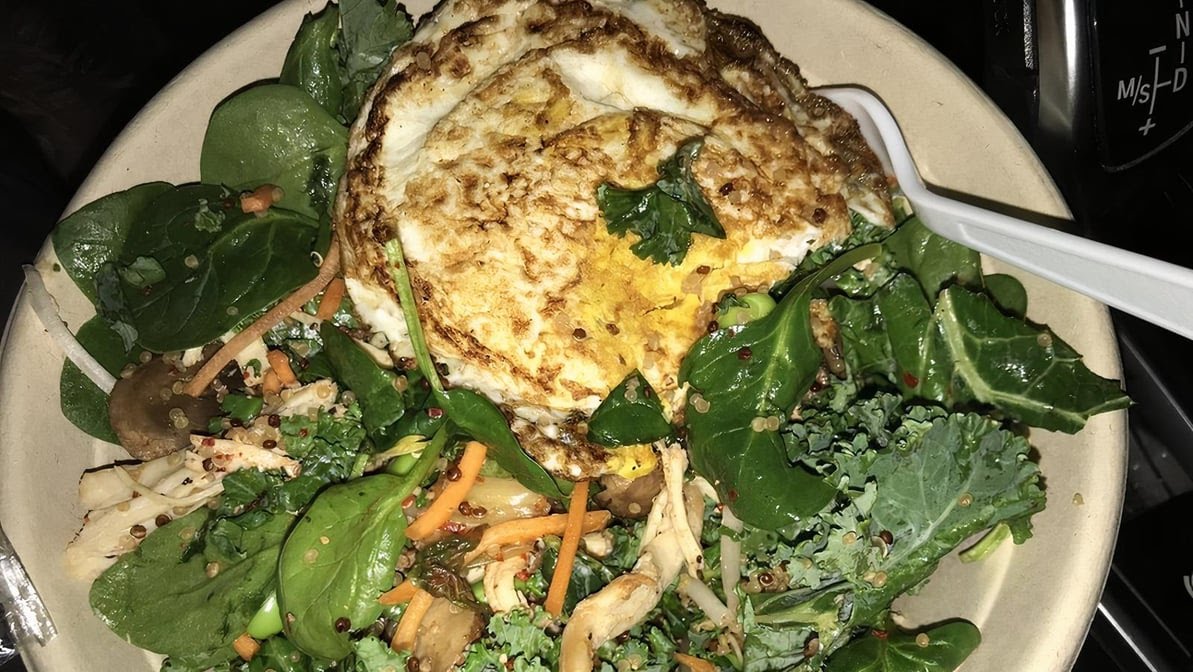 7 Greens Detroit Salad Co. by null