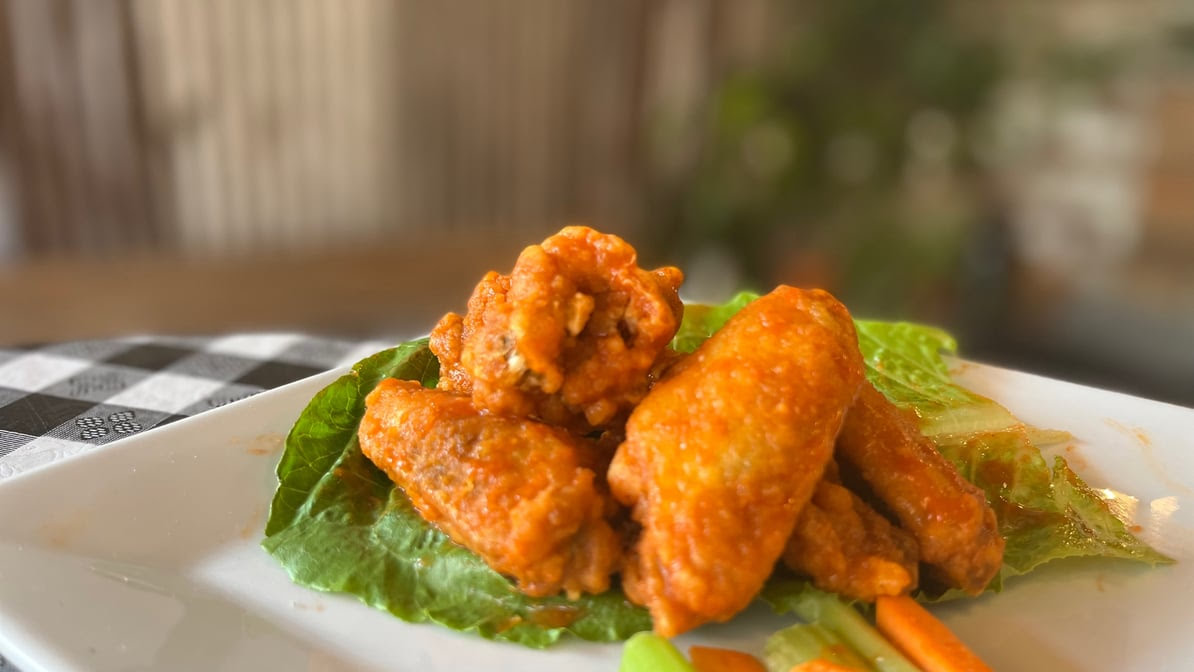 Vinnie's Pan Pizza by null