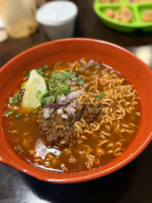 Birria House - Tacos y Mas by null