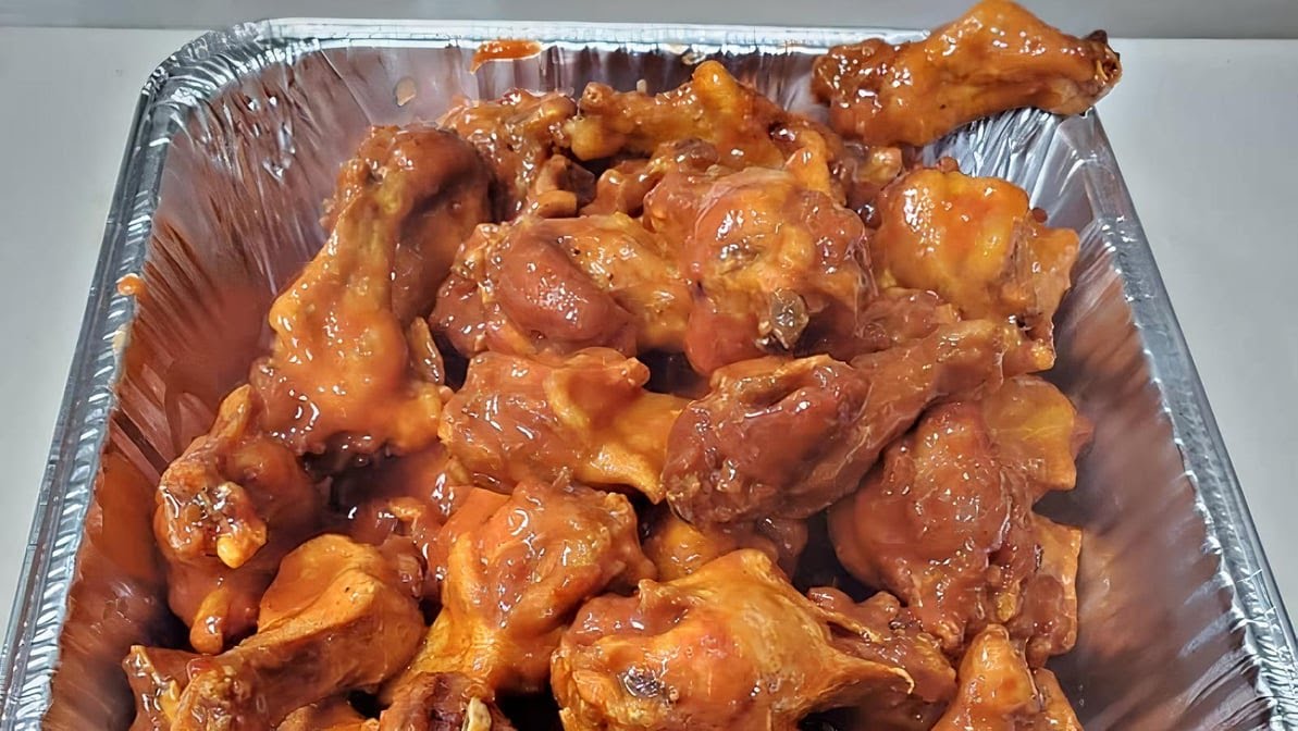 Hot Wings Cafe by null