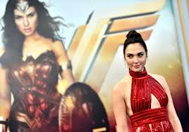 Wonder woman gal gadot talks chris pine nude scene jpg x Gal gadot