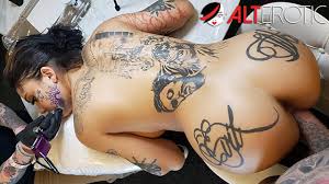 Maximo fucks babe tattoo girl part jpg x Tattoo women