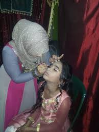 Hijab downblows|Teen In Hijab Begs Bro For Sex Ed - FAPCAT