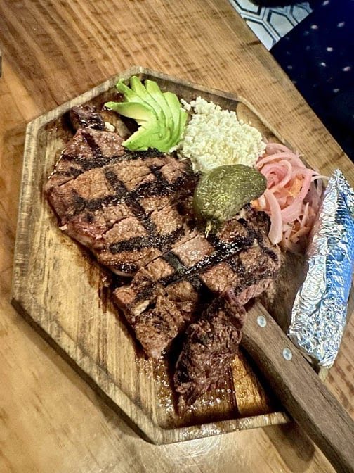 Buena Vida Tapas Lounge by null