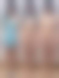 女子高生野外全裸無修正高画質|JKの格好で野外露出