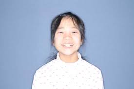 女児症例|機械性じんましん（症例写真）（７歳７ヶ月の女児）の説明スライド - 医療のイラスト・写真・動画、素材販売サイトのメディック(medick)