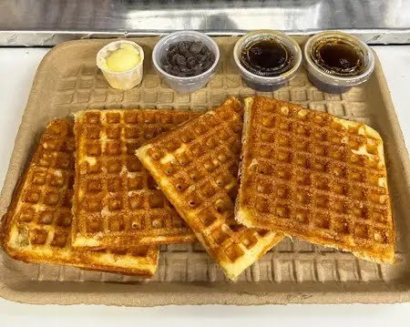 SquareHouse Pizza by null