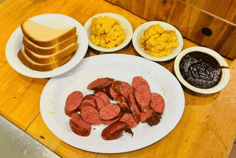 Everett and Jones Barbeque (at Graton Casino) by null