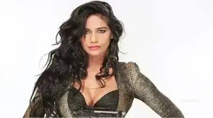 Sherlyn chopra beats sunny leone jpg x Poonam pandey sex tape