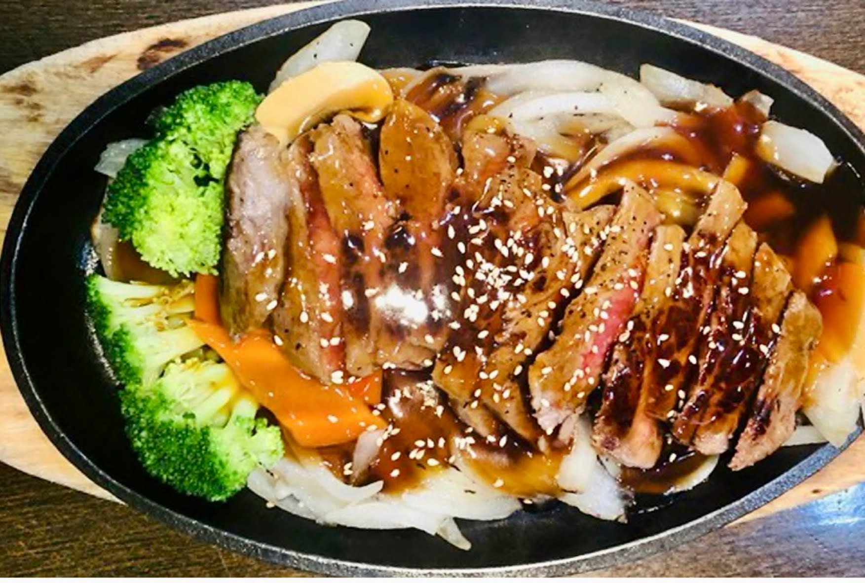 Aji Sushi $ Thai by null