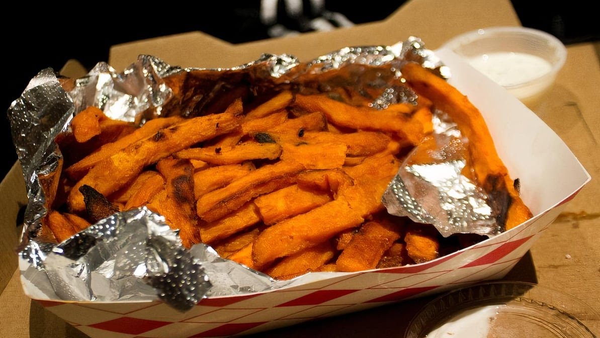 Lucifers Pizza by null