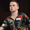 Nathan Aspinall stichelt bei der Darts-WM gegen Ricardo Pietreczko