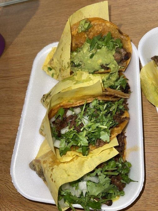 Taquería Revolución by null