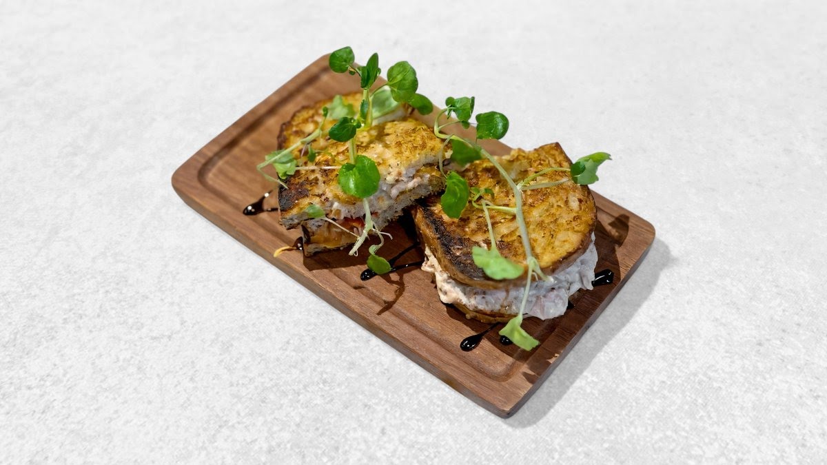 Books & Beans by null