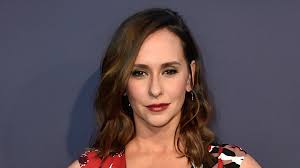 Jennifer love hewitt inside her life and career from child star to adulthood jpg x Jennifer love hewitt nipples