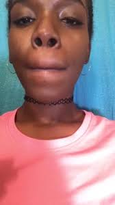 Qkilqnxbeasaatbaaaaaa zhpi za lua jpg x Lip gloss