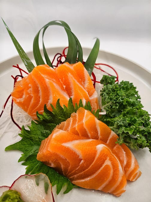 Drunken Fish sushi by null