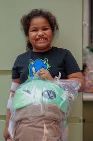 bottomless girl child|Calling all parents 📢 Kids eat free when dining in at  @PizzaHutUk this summer 🍕 Fill up your bottomless soft drink, tuck into  unlimited salad, and enjoy the Ice