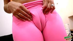 Huge cameltoe videos jpg x Giant cameltoe