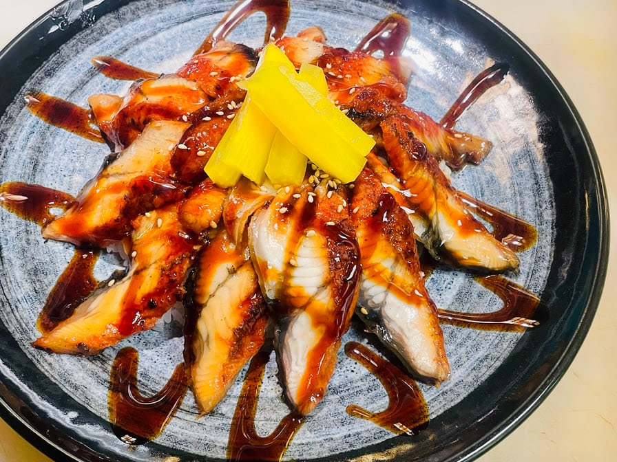 Tokyo Sushi by null