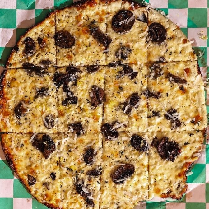 Nuri's Tavern by null