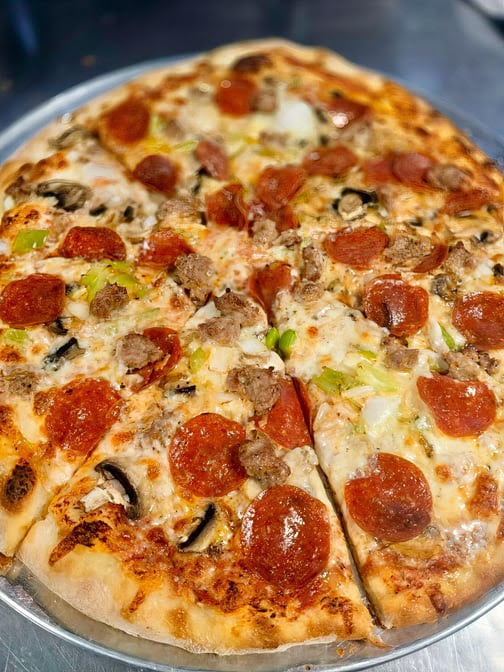 Sunset Pizzeria & Bar by null