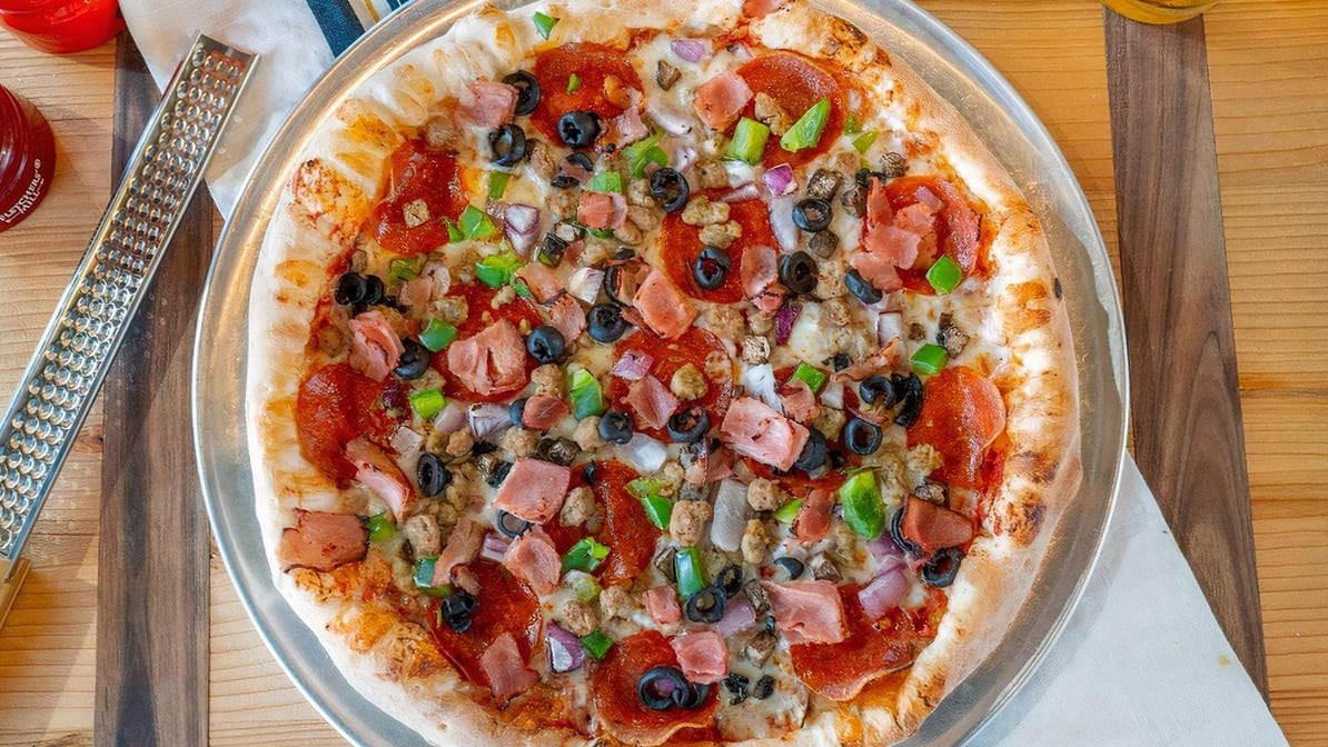 Aviator Pizza & Drafthouse by null