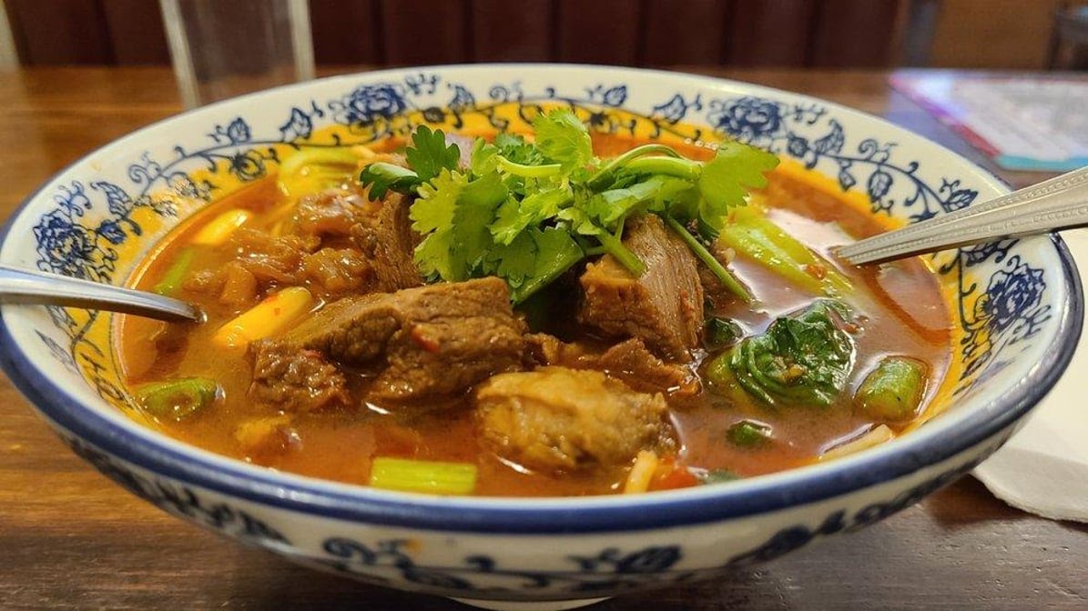 Chow House 德悦轩 by null